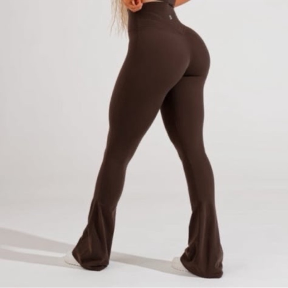 Buffbunny foxy flare legging